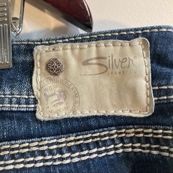 SILVER JEANS  CO Sz 38 x 37 Suki 17” Distressed Thick Stitch 9.5” Rise Jeans - Picture 14 of 15